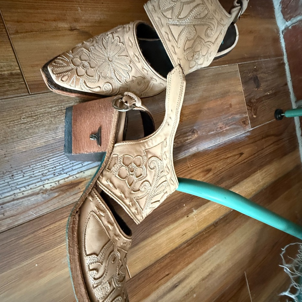 Elegant Floral Cutout Ankle Boots